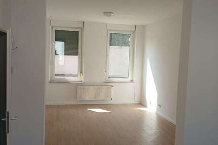 Wohnung Krefeld Krefeld-Mitte - 2 Zimmer, 62 m&sup2;, 641&euro; | Angebot:26840624