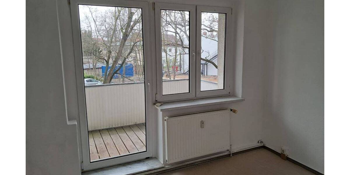 Etagenwohnung Burg - 3 Zimmer, 75 m&sup2;, 345&euro; | Angebot:23976203
