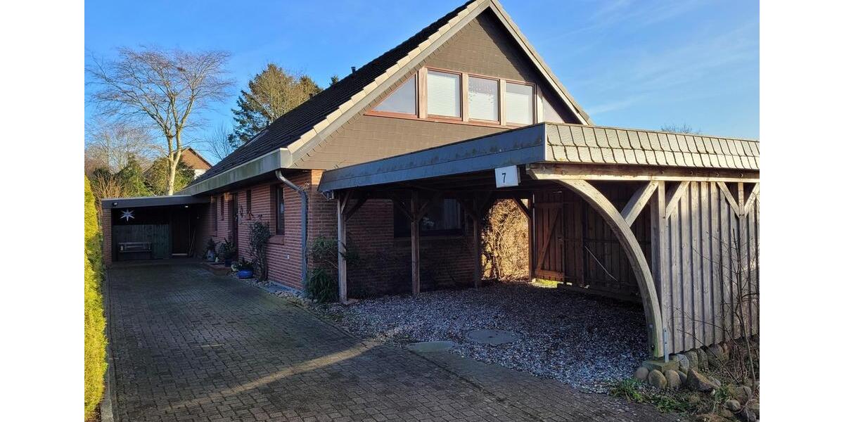 Dachgeschoßwohnung Bosau - 3 Zimmer, 100 m&sup2;, 890&euro; | Angebot:23873836