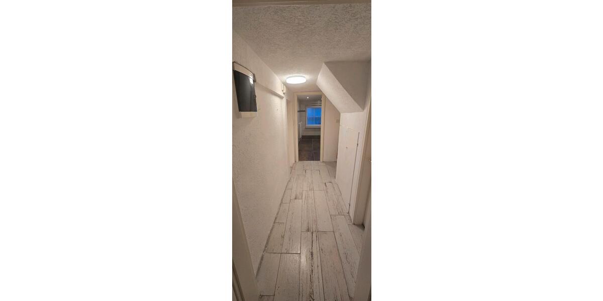 Etagenwohnung Schorndorf - 4 Zimmer, 75 m&sup2;, 900&euro; | Angebot:24364579