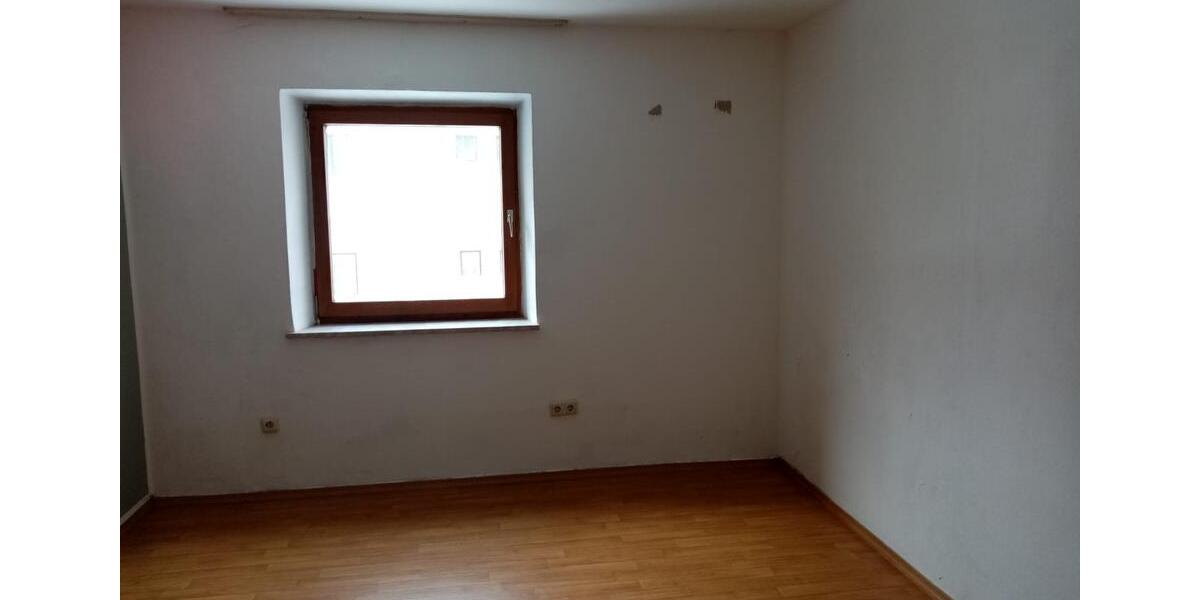 Erdgeschoßwohnung Zachenberg - 2 Zimmer, 57 m&sup2;, 335&euro; | Angebot:26130335