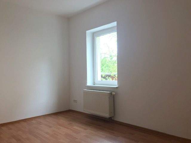 Etagenwohnung Eisenach - 3 Zimmer, 61 m&sup2;, 420&euro; | Angebot:25038191