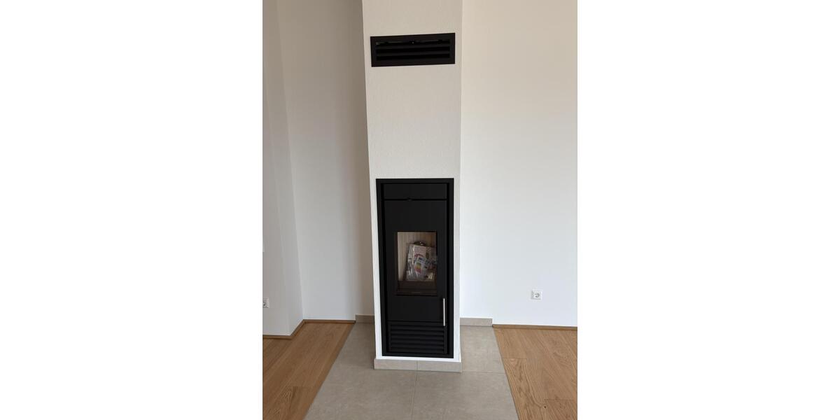 Dachgeschoßwohnung Leonberg - 4 Zimmer, 124 m&sup2;, 2.472&euro; | Angebot:24919337