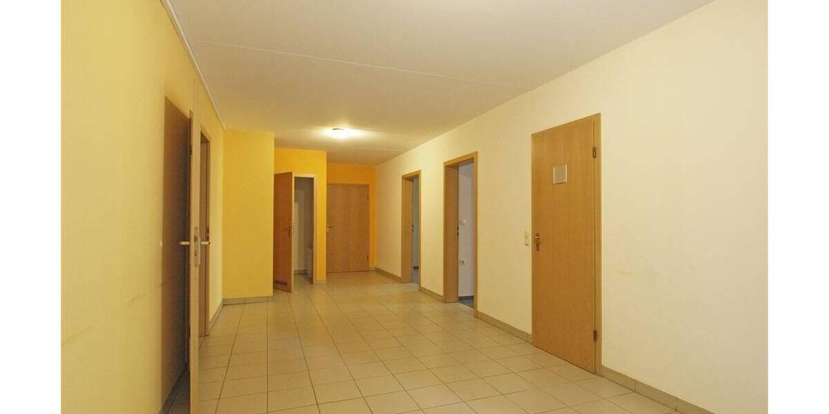 Gewerbeobjekt Frankenberg Frankenberg - 5 Zimmer, 121 m&sup2;, 608&euro; | Angebot:25741250