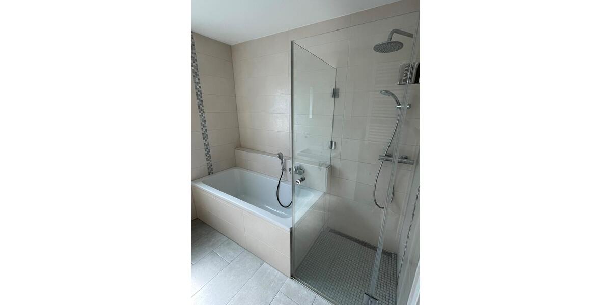 Etagenwohnung Parsberg - 3 Zimmer, 86 m&sup2;, 900&euro; | Angebot:26690736