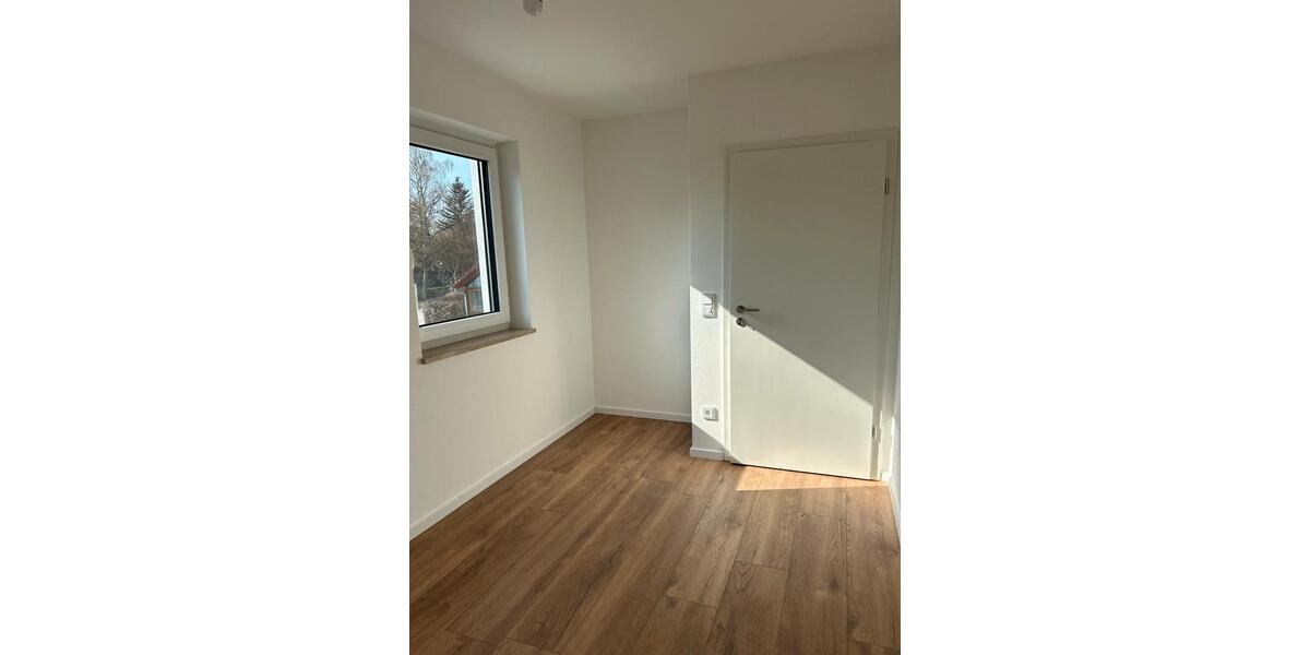 Doppelhaushälfte Zolling - 7 Zimmer, 140 m&sup2;, 2.350&euro; | Angebot:26183424