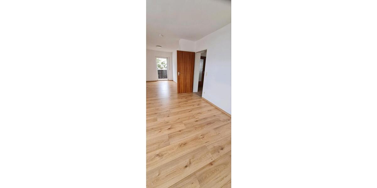 Große helle 3- Zimmer Wohnung 3 zimmer