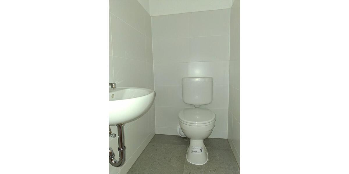 Etagenwohnung Köthen (Anhalt) - 1 Zimmer, 29 m&sup2;, 195&euro; | Angebot:26097933