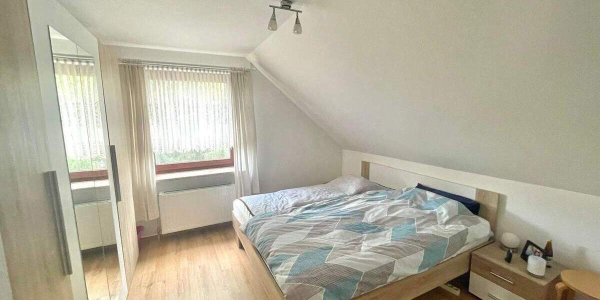 Etagenwohnung Stade - 2 Zimmer, 62 m&sup2;, 600&euro; | Angebot:25957193