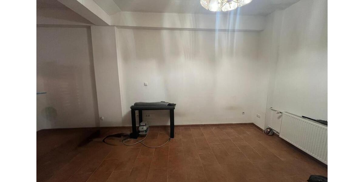 Erdgeschoßwohnung Kassel - 1 Zimmer, 50 m&sup2;, 500&euro; | Angebot:24805054