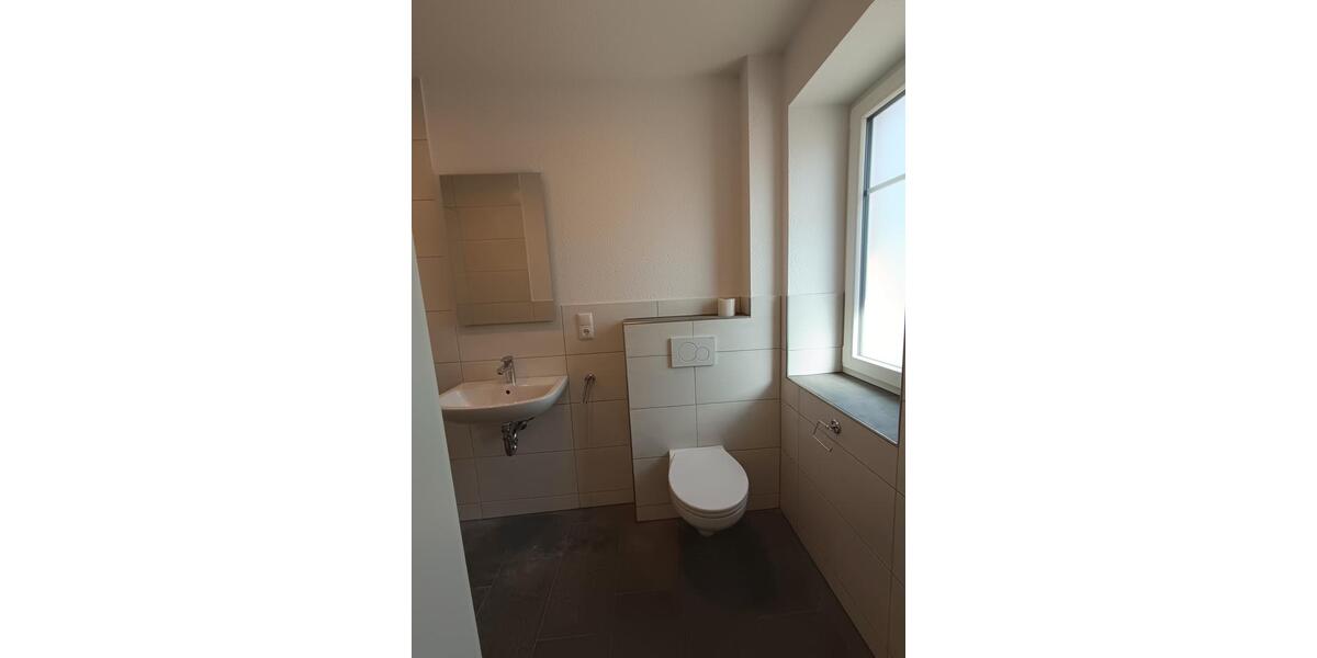 Doppelhaushälfte Zetel - 6 Zimmer, 200 m&sup2;, 1.500&euro; | Angebot:26533162