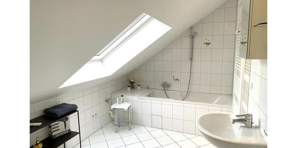 Dachgeschoßwohnung Ilvesheim - 1 Zimmer, 49 m&sup2;, 1.150&euro; | Angebot:25903882