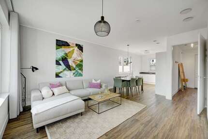 Haus zum Mieten in Krostitz 1.900 € 115 m² 5 zimmer