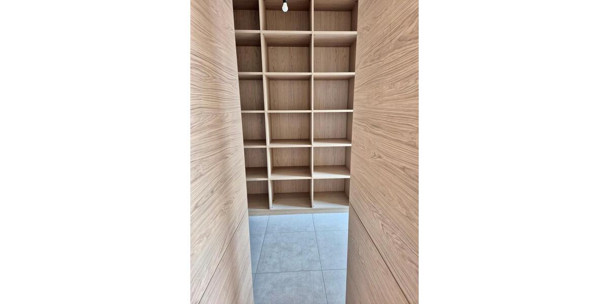 Einfamilienhaus Mönchengladbach Ost - 4 Zimmer, 192 m&sup2;, 3.450&euro; | Angebot:24859495