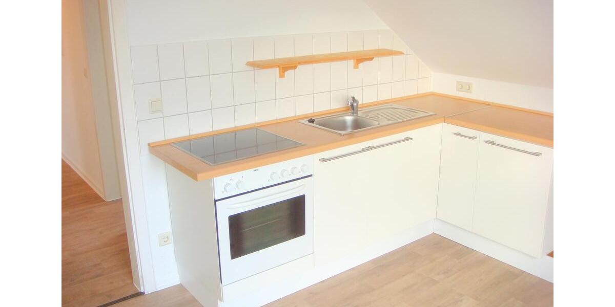 Dachgeschoßwohnung Uetze - 3 Zimmer, 80 m&sup2;, 545&euro; | Angebot:25825453