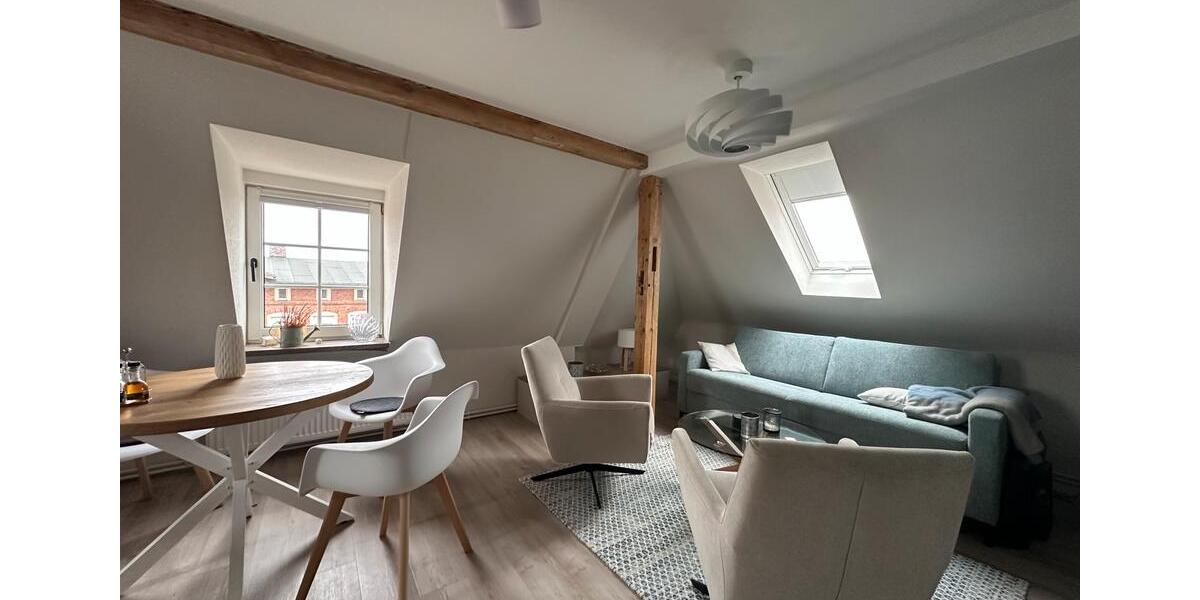 Dachgeschoßwohnung Zingst - 3 Zimmer, 72 m&sup2;, 1.450&euro; | Angebot:24650740