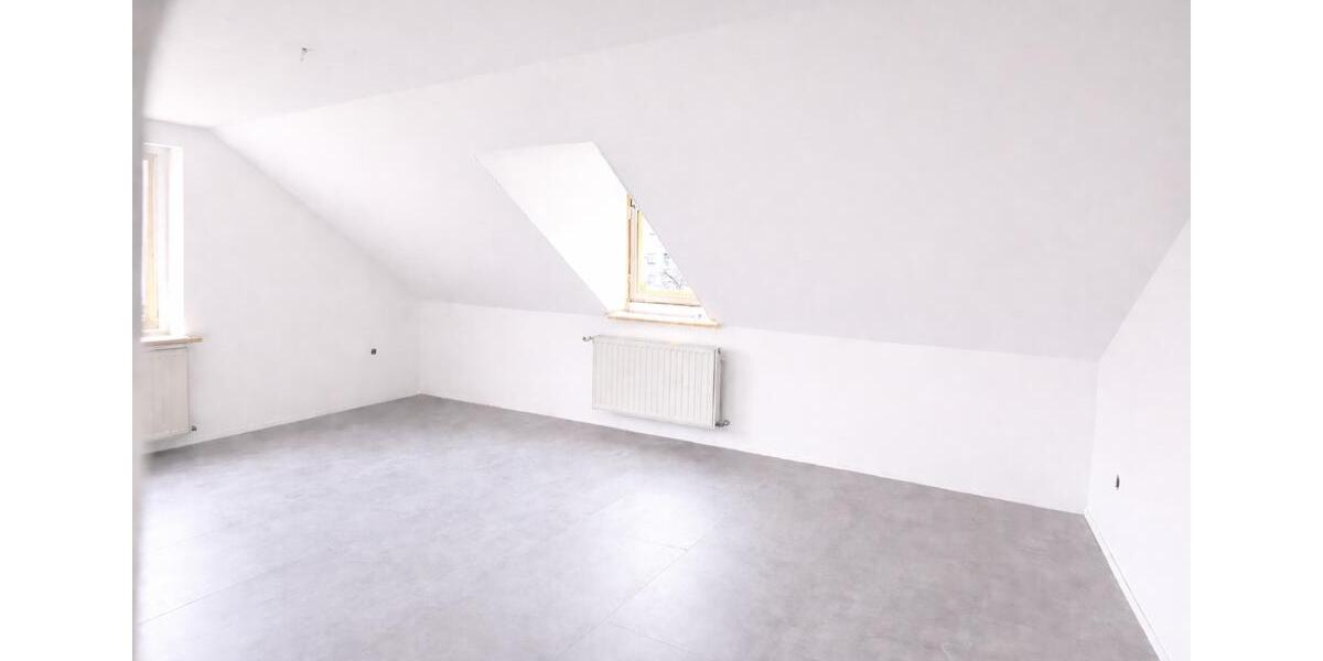 Reihenhaus Kulmbach Blaich - 5 Zimmer, 140 m&sup2;, 1.350&euro; | Angebot:26153719