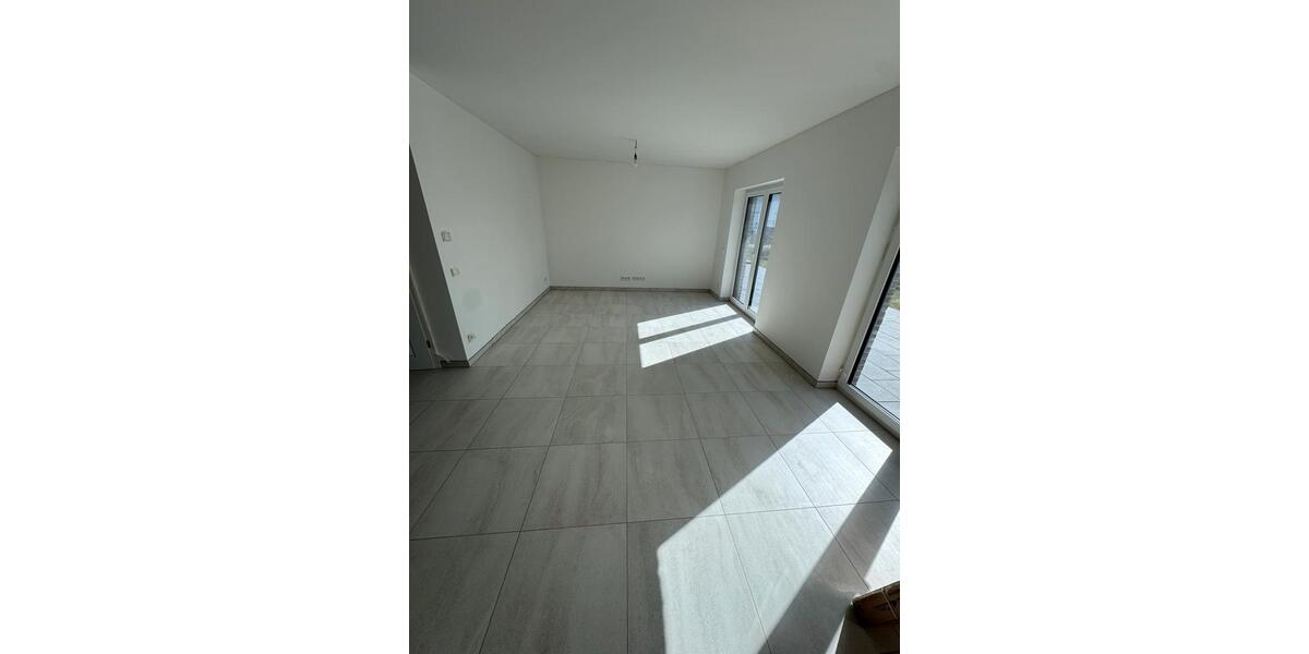 Doppelhaushälfte Elmshorn - 4 Zimmer, 125 m&sup2;, 1.800&euro; | Angebot:25974200