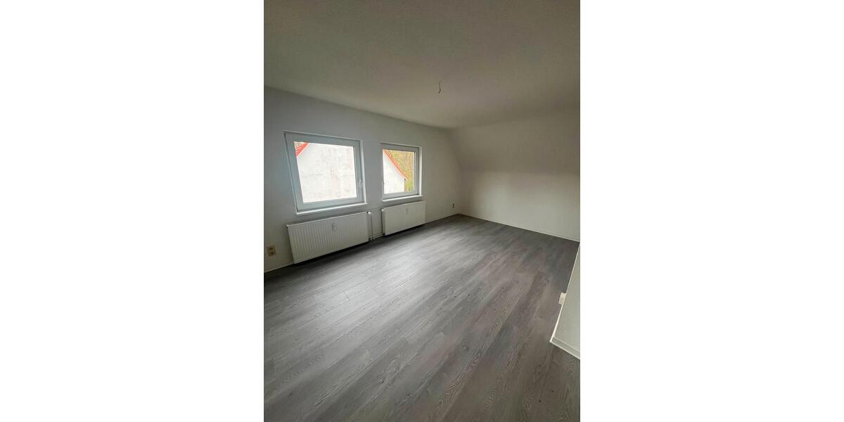 Dachgeschoßwohnung Salzgitter Ortschaft Ost - 2 Zimmer, 51 m&sup2;, 359&euro; | Angebot:26291436