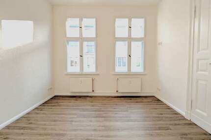 Wohnung Eberswalde - 4 Zimmer, 99 m&sup2;, 990&euro; | Angebot:25196420