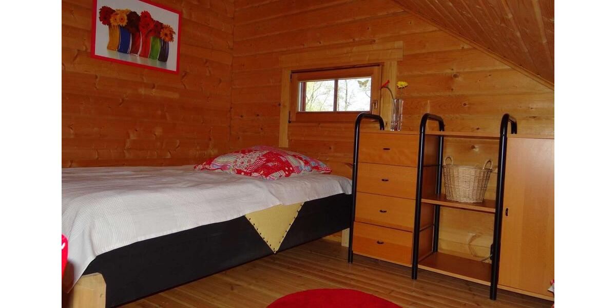 Einfamilienhaus Niesky - 4 Zimmer, 100 m&sup2;, 980&euro; | Angebot:26029802