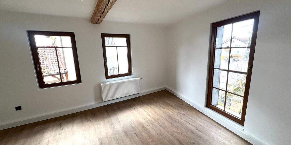 Zimmer Nußbaum - 2 Zimmer, 61 m&sup2;, 750&euro; | Angebot:25683765