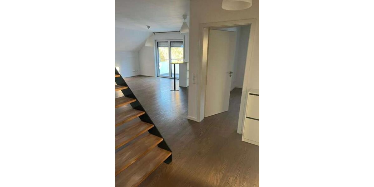 Etagenwohnung Mainburg - 3.5 Zimmer, 95 m&sup2;, 1.350&euro; | Angebot:24852101