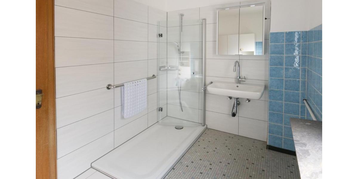 Erdgeschoßwohnung Marburg - 2 Zimmer, 74 m&sup2;, 746&euro; | Angebot:25230528