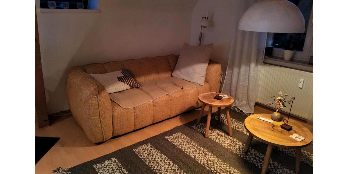 Dachgeschoßwohnung Rinteln - 2 Zimmer, 60 m&sup2;, 1.200&euro; | Angebot:26153004
