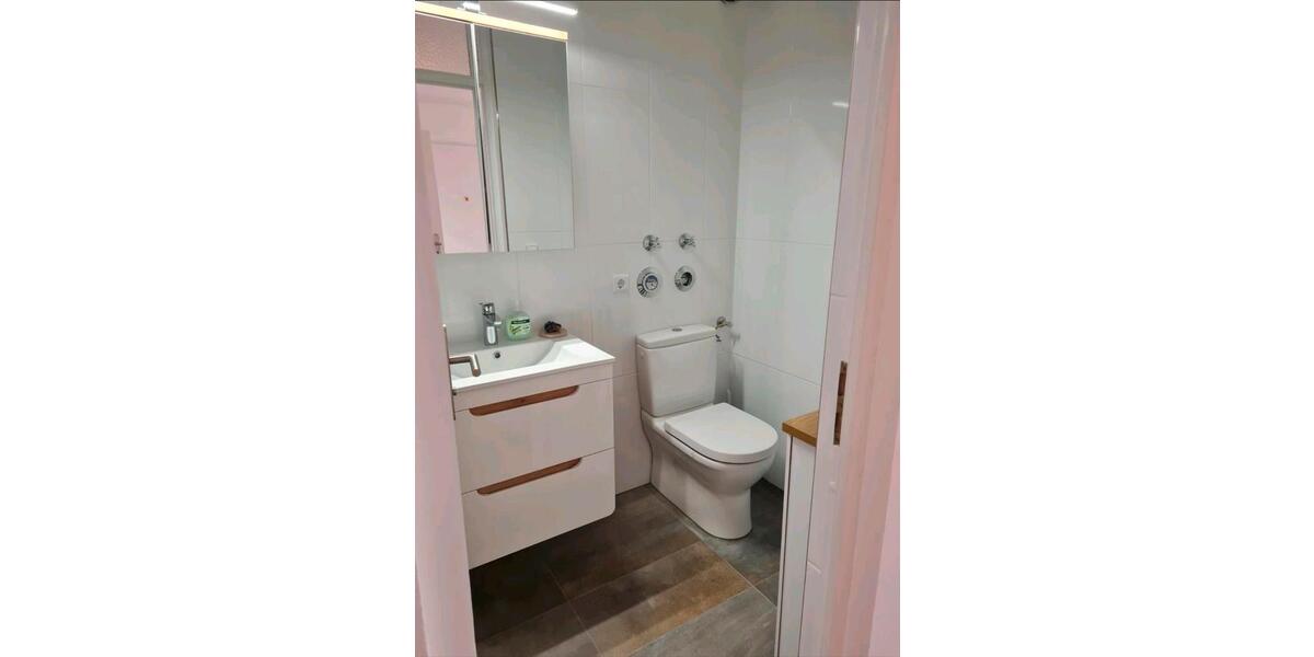 Etagenwohnung Feuchtwangen - 2.5 Zimmer, 65 m&sup2;, 660&euro; | Angebot:24825959