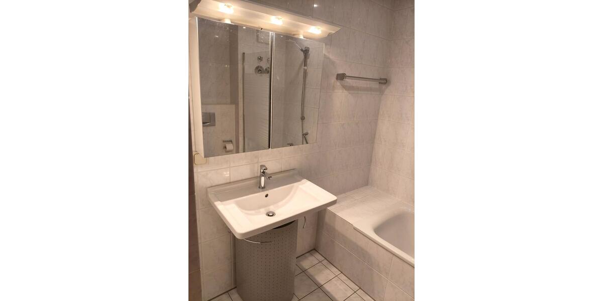 Etagenwohnung Bad Kreuznach - 2 Zimmer, 65 m&sup2;, 780&euro; | Angebot:26396970