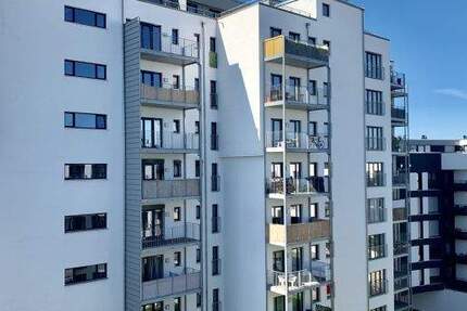 *** BLICKFANG*** 2 Zimmer Wohnung MIT EINBAUKÜCHE UND BALKON IM HERZEN VON NÜRNBERG