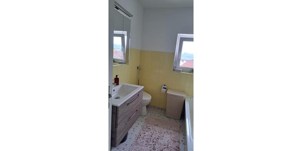 Etagenwohnung Losheim am See - 3 Zimmer, 75 m&sup2;, 700&euro; | Angebot:26549979