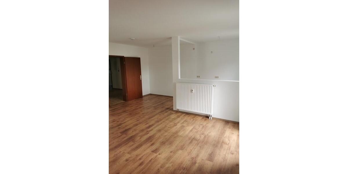 Etagenwohnung Auma-Weidatal Weidatal - 3 Zimmer, 70 m&sup2;, 420&euro; | Angebot:26650084