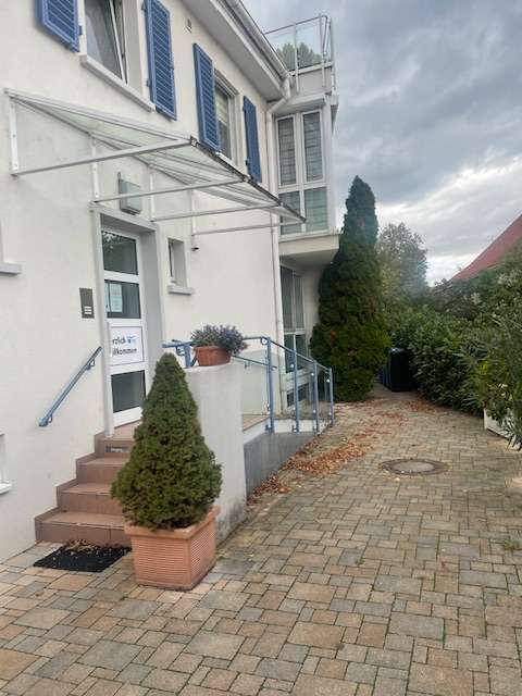 Büro in Biebesheim 1.200 € 140 m²