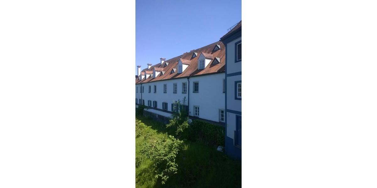 Lage, Lage, Lage - Schöne 3 Zimmer Maisonette Wohnung auf der Leopoldineninsel mit Blick auf das Schloss in Neuburg - Ein neues Zuhause von SOWA Immobilien und Finanzen Ihr Experte vor Ort - Maisonettenwohnung Neuburg an der Donau | Angebot:27207548