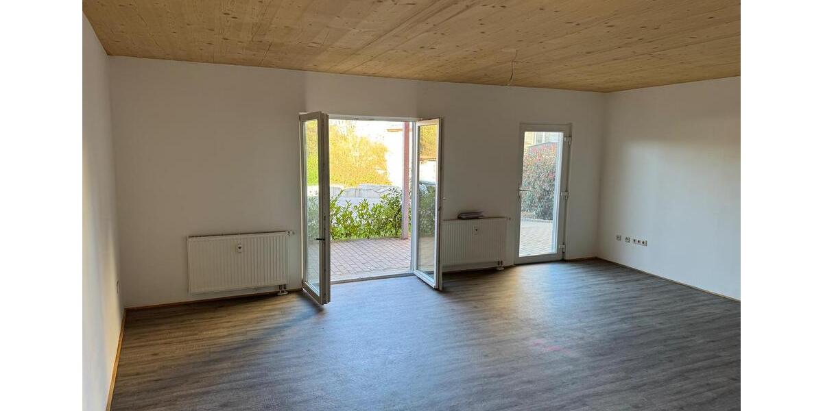 Terrassenwohnung Schleiz - 3 Zimmer, 83 m&sup2;, 462&euro; | Angebot:26262175