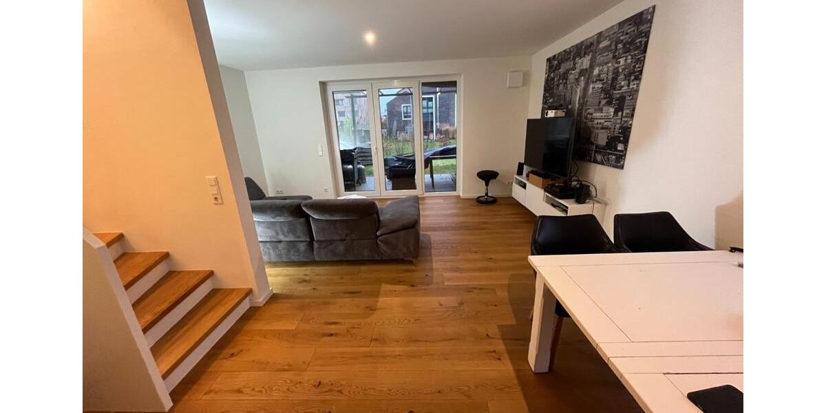 Reihenhaus Glücksburg (Ostsee) - 4.5 Zimmer, 120 m&sup2;, 1.450&euro; | Angebot:25148539