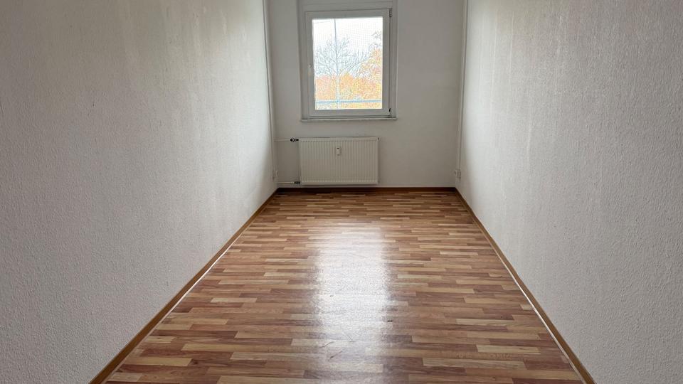 Etagenwohnung Staßfurt - 3 Zimmer, 69 m&sup2;, 323&euro; | Angebot:24701284