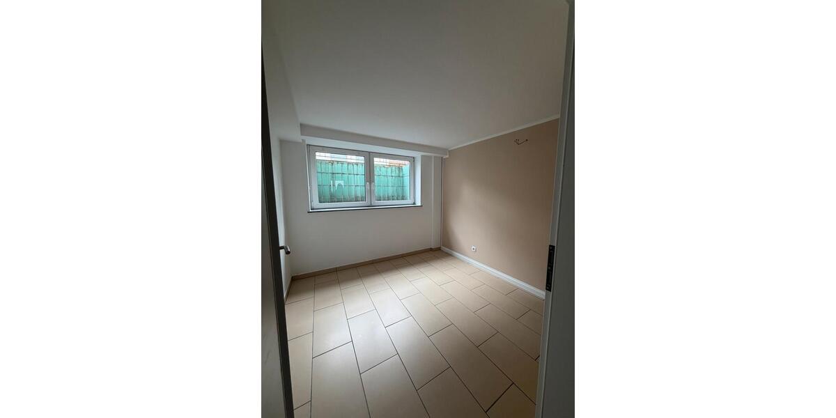 Wohnen auf Zeit Darmstadt Darmstadt-Nord - 4 Zimmer, 70 m&sup2;, 395&euro; | Angebot:26661318