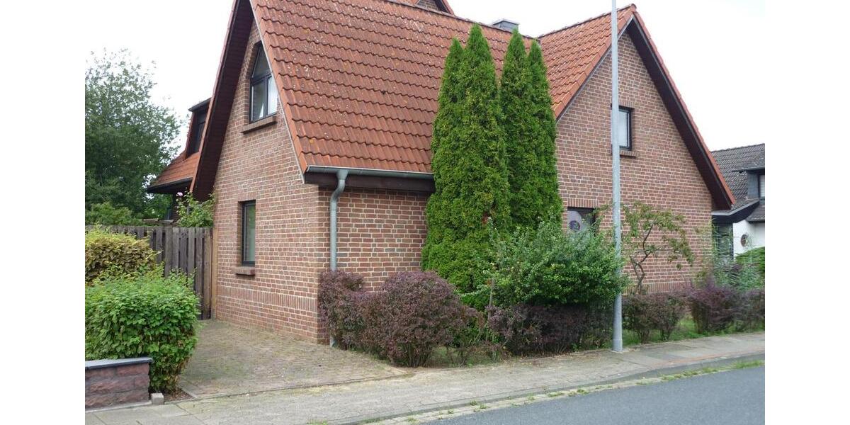 Doppelhaushälfte Lehrte - 2.5 Zimmer, 90 m&sup2;, 810&euro; | Angebot:25222364