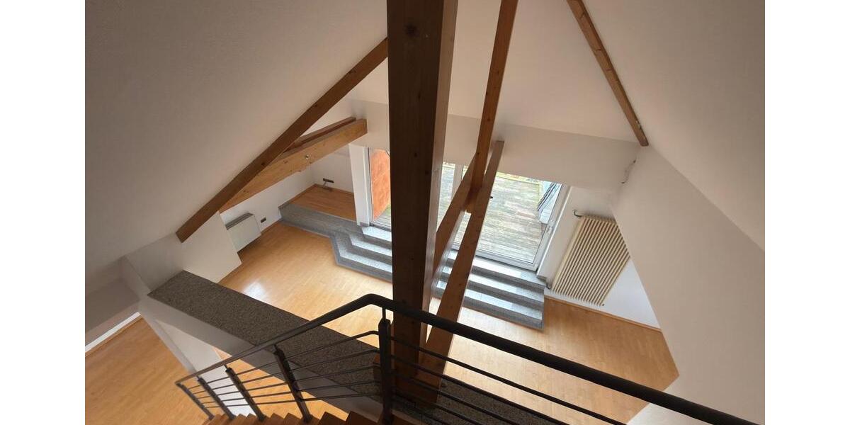 Dachgeschoßwohnung Bünde - 2 Zimmer, 140 m&sup2;, 950&euro; | Angebot:24781973