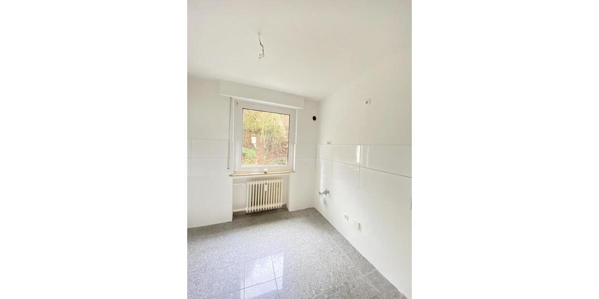 Erdgeschoßwohnung Solingen - 3 Zimmer, 71 m&sup2;, 709&euro; | Angebot:24372276
