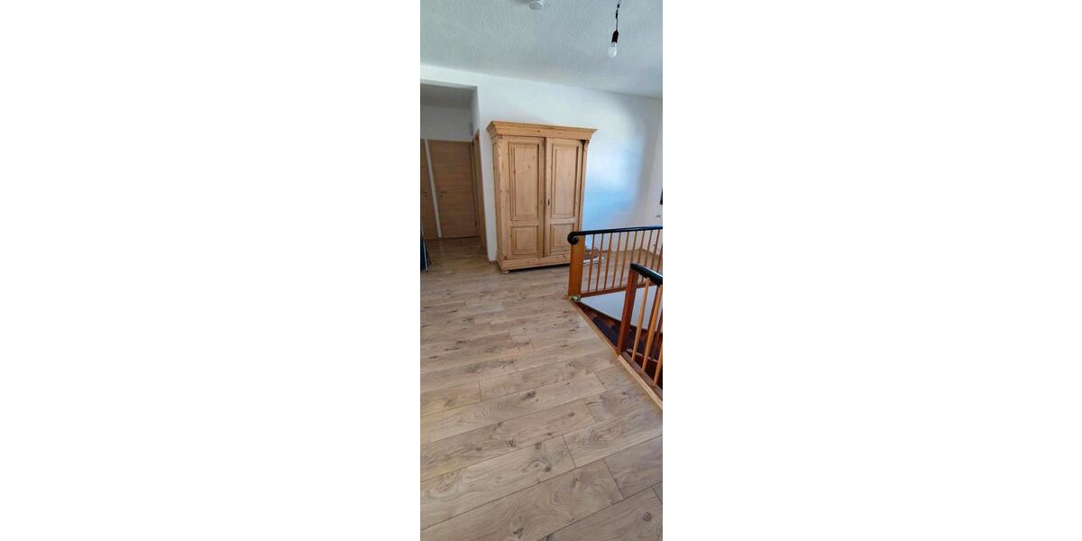 Etagenwohnung Wörrstadt - 3.5 Zimmer, 91 m&sup2;, 1.090&euro; | Angebot:25987798