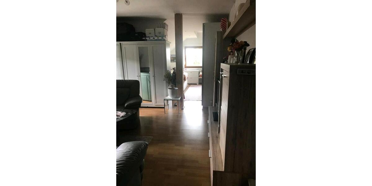 Dachgeschoßwohnung Hammersbach - 3 Zimmer, 110 m&sup2;, 1.100&euro; | Angebot:25025013