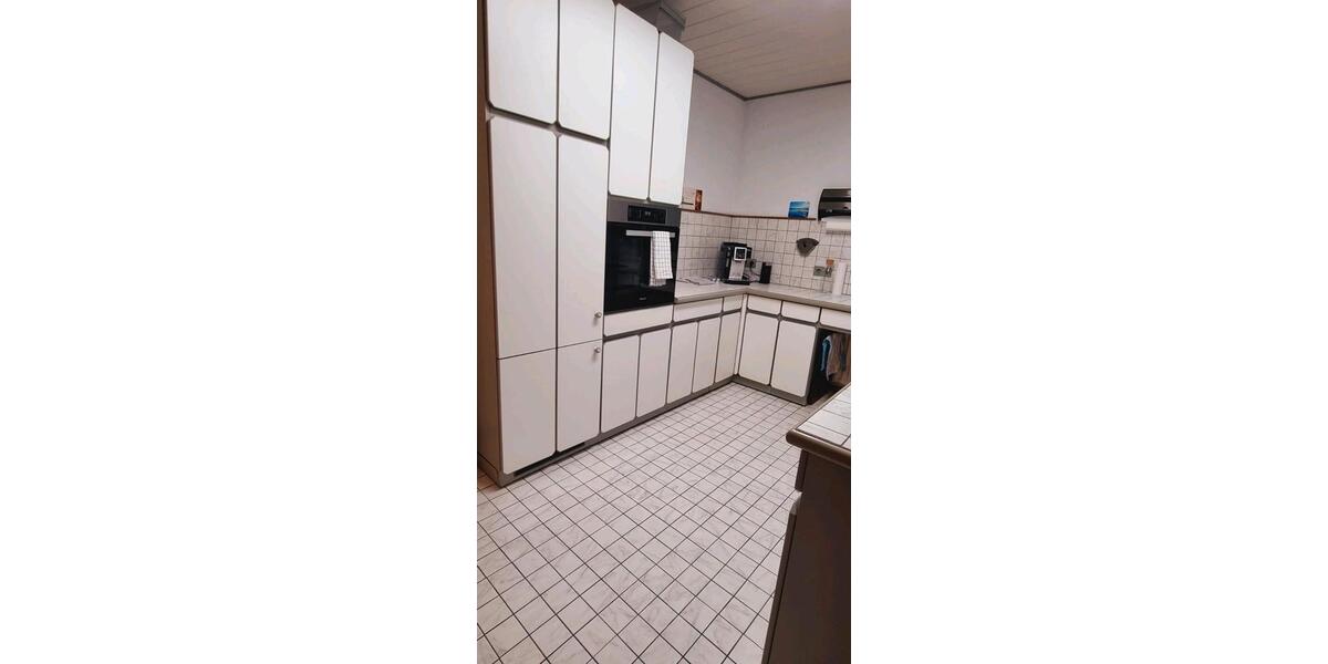 Wohnen auf Zeit Lohmar - 4 Zimmer, 125 m&sup2;, 100&euro; | Angebot:26289069
