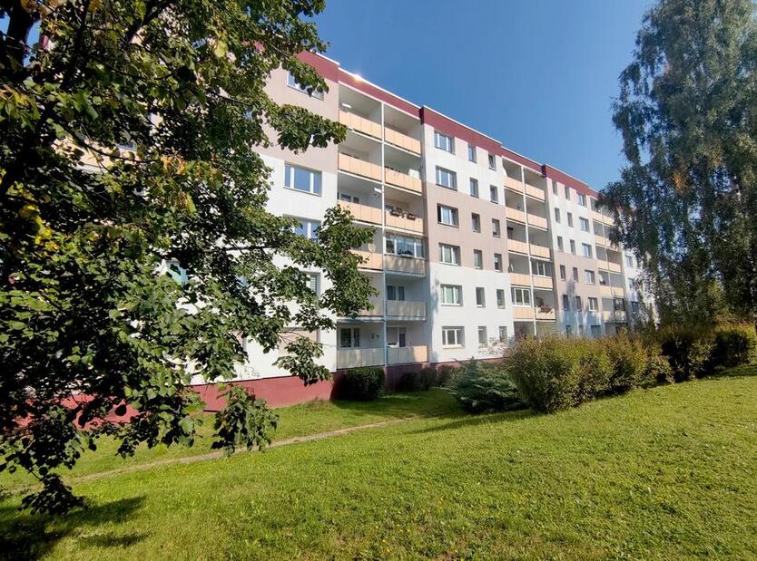 SINGLEWOHNUNG mit kleiner EBK zimmer