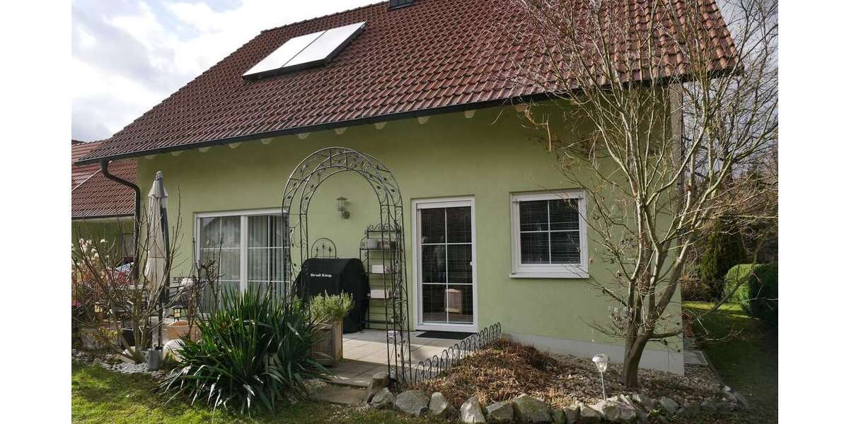 Einfamilienhaus Hohenthann - 5.5 Zimmer, 184 m&sup2;, 1.700&euro; | Angebot:27025495