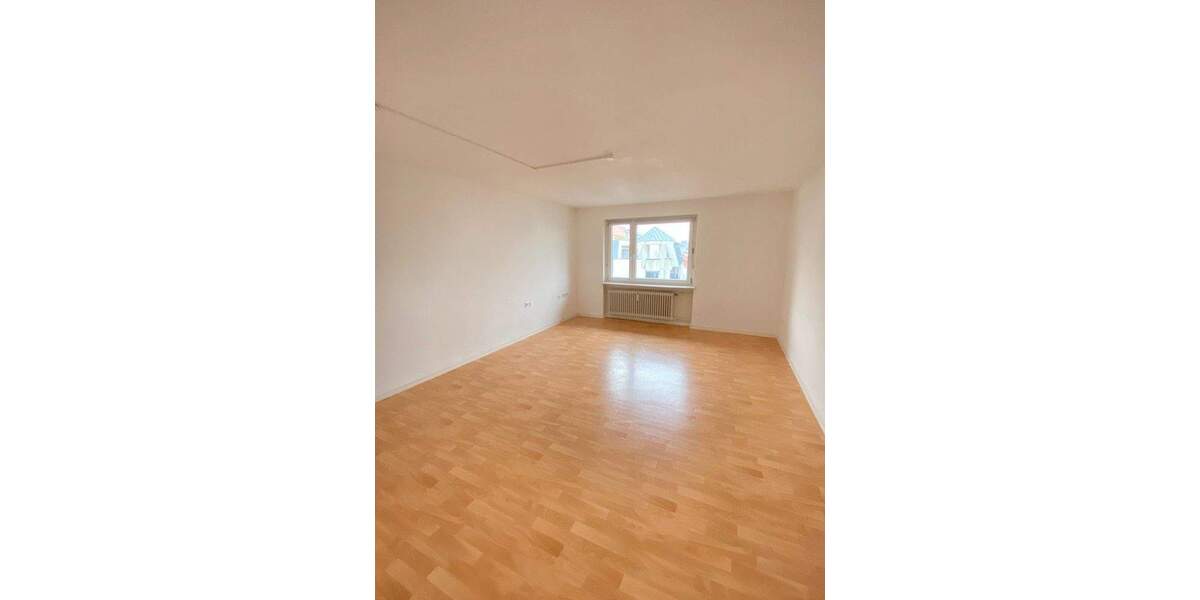 Gepflegte 3 ZKB mit Balkon in Stadennähe 3 zimmer