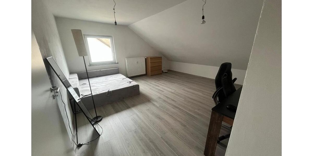 Dachgeschoßwohnung Zell (Mosel) - 1 Zimmer, 72 m&sup2;, 620&euro; | Angebot:25872319